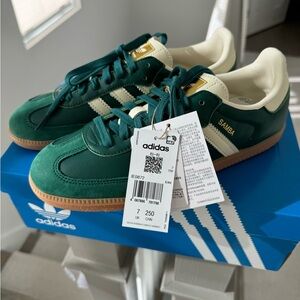 Brand New Woman Samba - Emerald Green leather